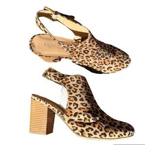 Refresh Hannah Faux Suede Leopard Print Sling Back Stacked Heels Booties sz. 8.5